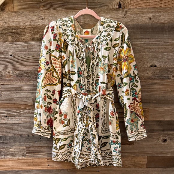 Farm Rio Botanical Off White Long Sleeve Romper Size Small NWT - Picture 3 of 16